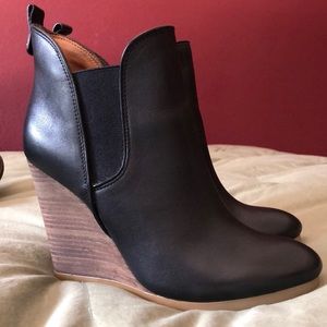 Coach Farah booties 9.5